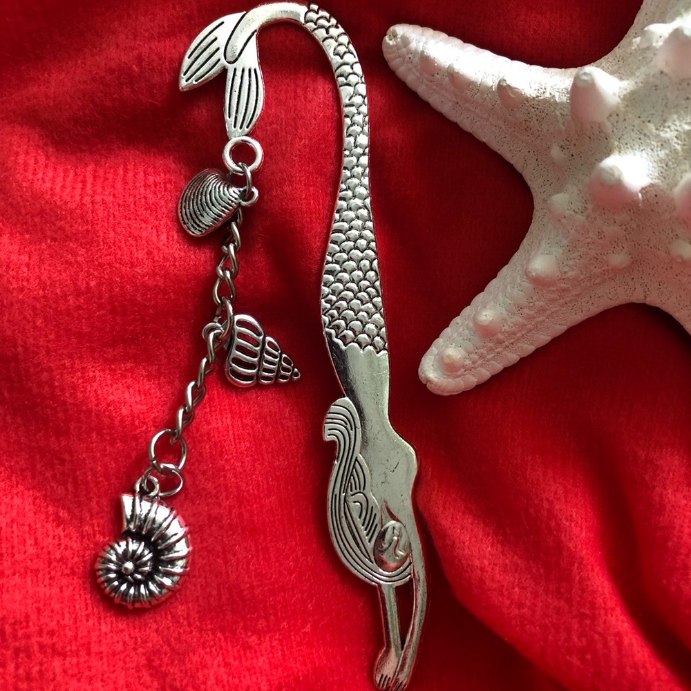 NWT, Handmade by A Charmed Life. Silver Mermaid 🧜‍♀️ Bookmark
